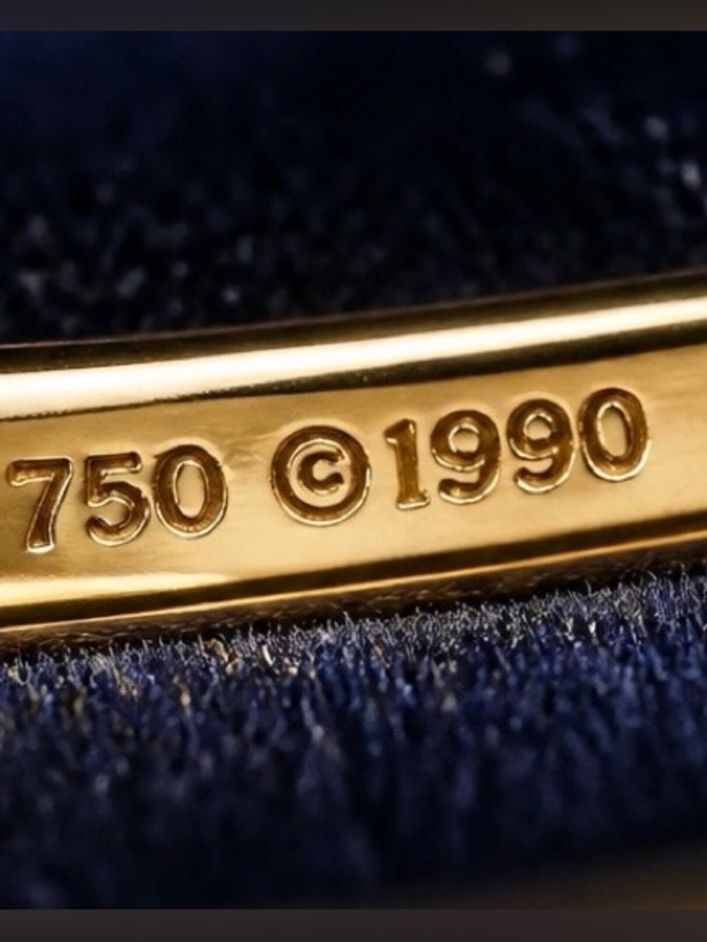 Classic Tiffany & Co  Signature 18k Gold “X” Ring, - Picture 11 of 14